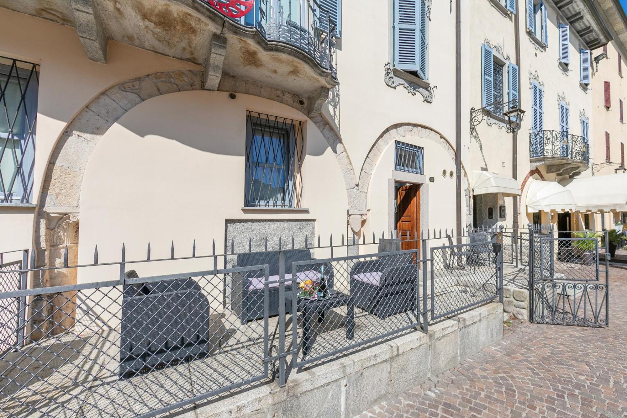 Aparthotel Arona Kültér fotó